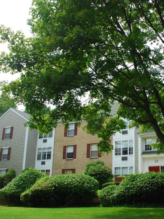 Saugus Commons Associates LLC Apartments in Saugus, MA
